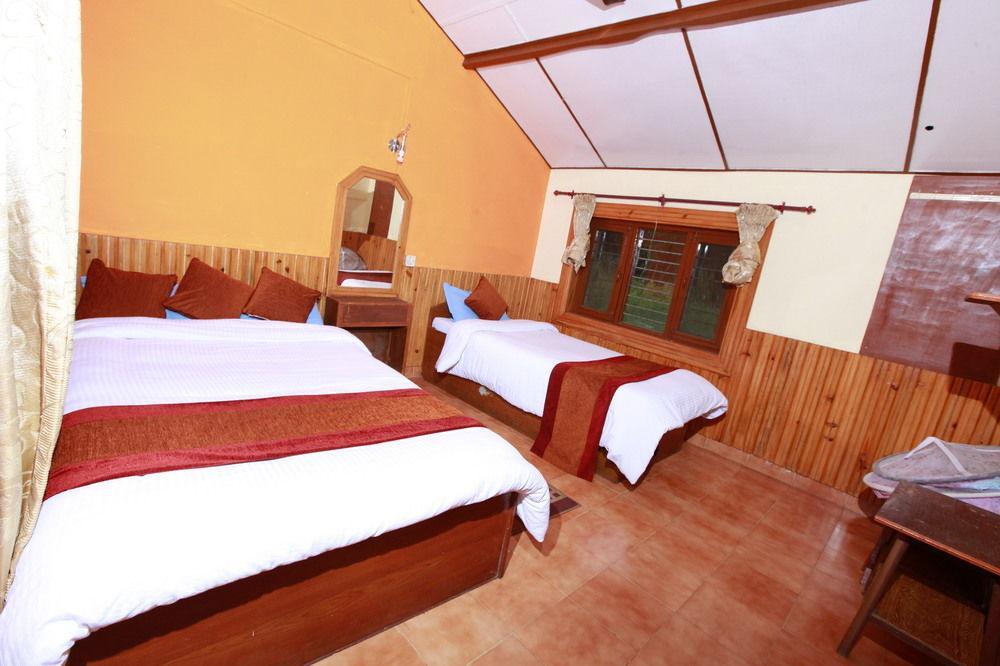 Chitwan Safari Camp & Lodge Sauraha Eksteriør billede